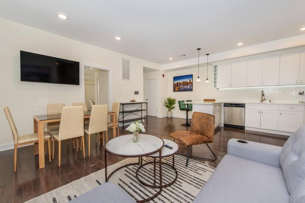 Stylish Chic Condo Nyc At Fingertips شمال بيرغن المظهر الخارجي الصورة